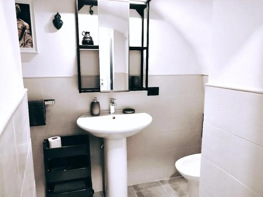 Living Suite Catania Garibaldi Apartment